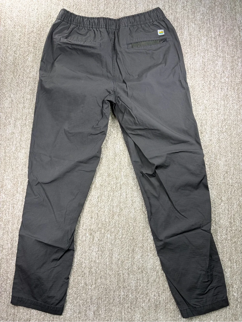 Vuori Men's Charcoal Gray Drawstring Joggers